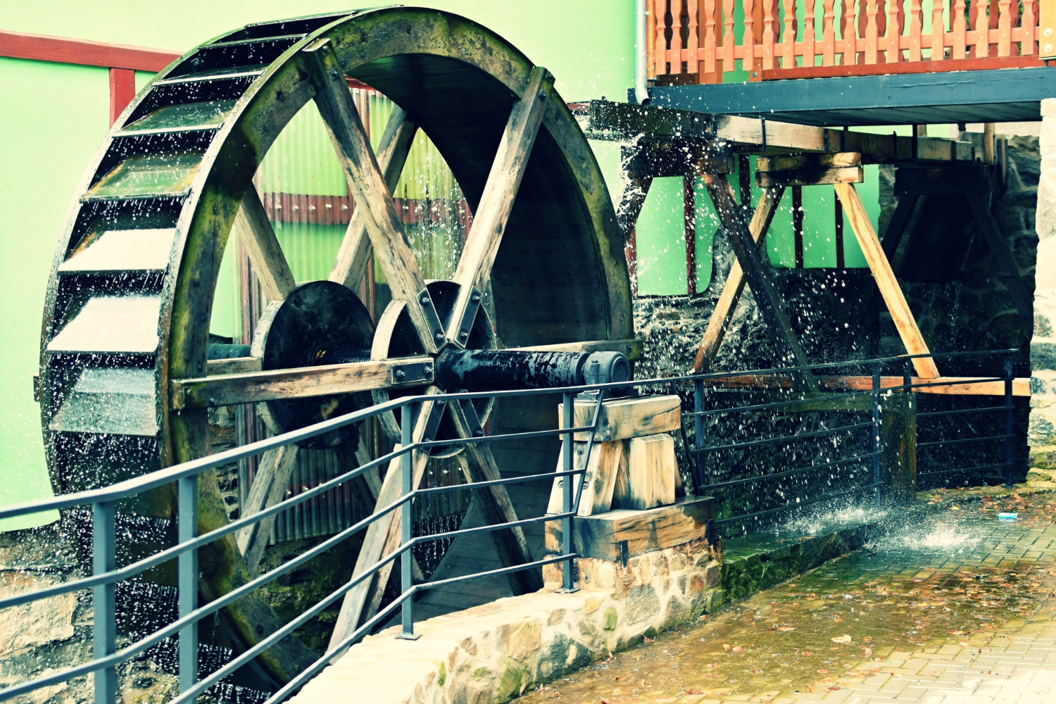 Cleaning drains in historic buildings